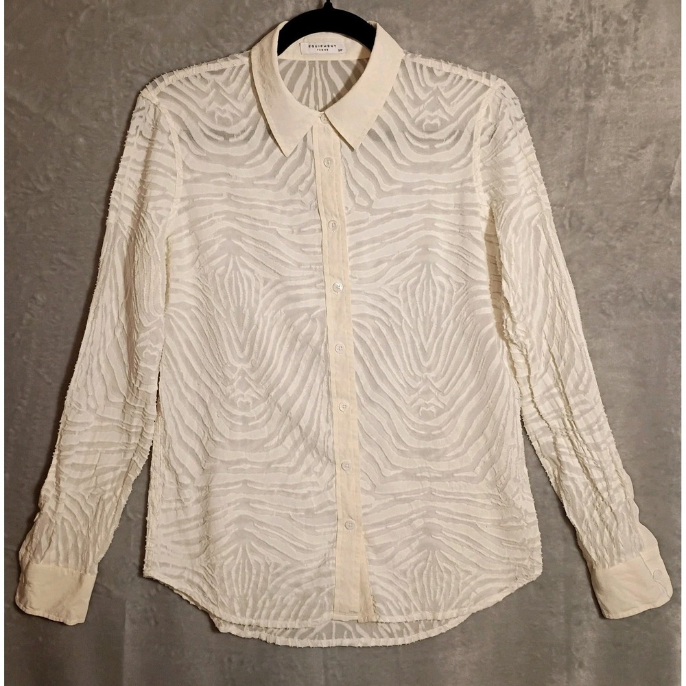 Equipment Femme Unique 100% silk Zebra‎ Pattern Textured Button Up Blouse Sz S